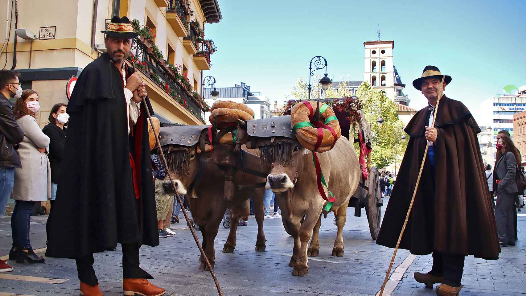 Ceremonia tradicional de Las Cantaderas por las fiestas de San Froilán en León