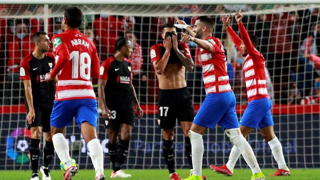 El Granada celebra contra el Sevilla