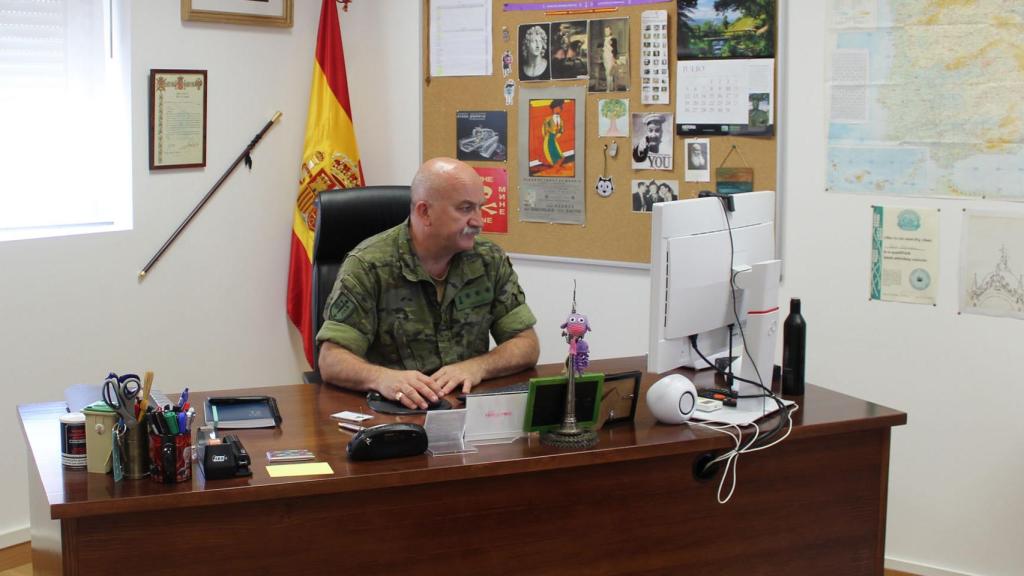 Félix Hernanz, Coronel de Transmisiones del Ejército de Tierra y jefe del CEPRUVAL.