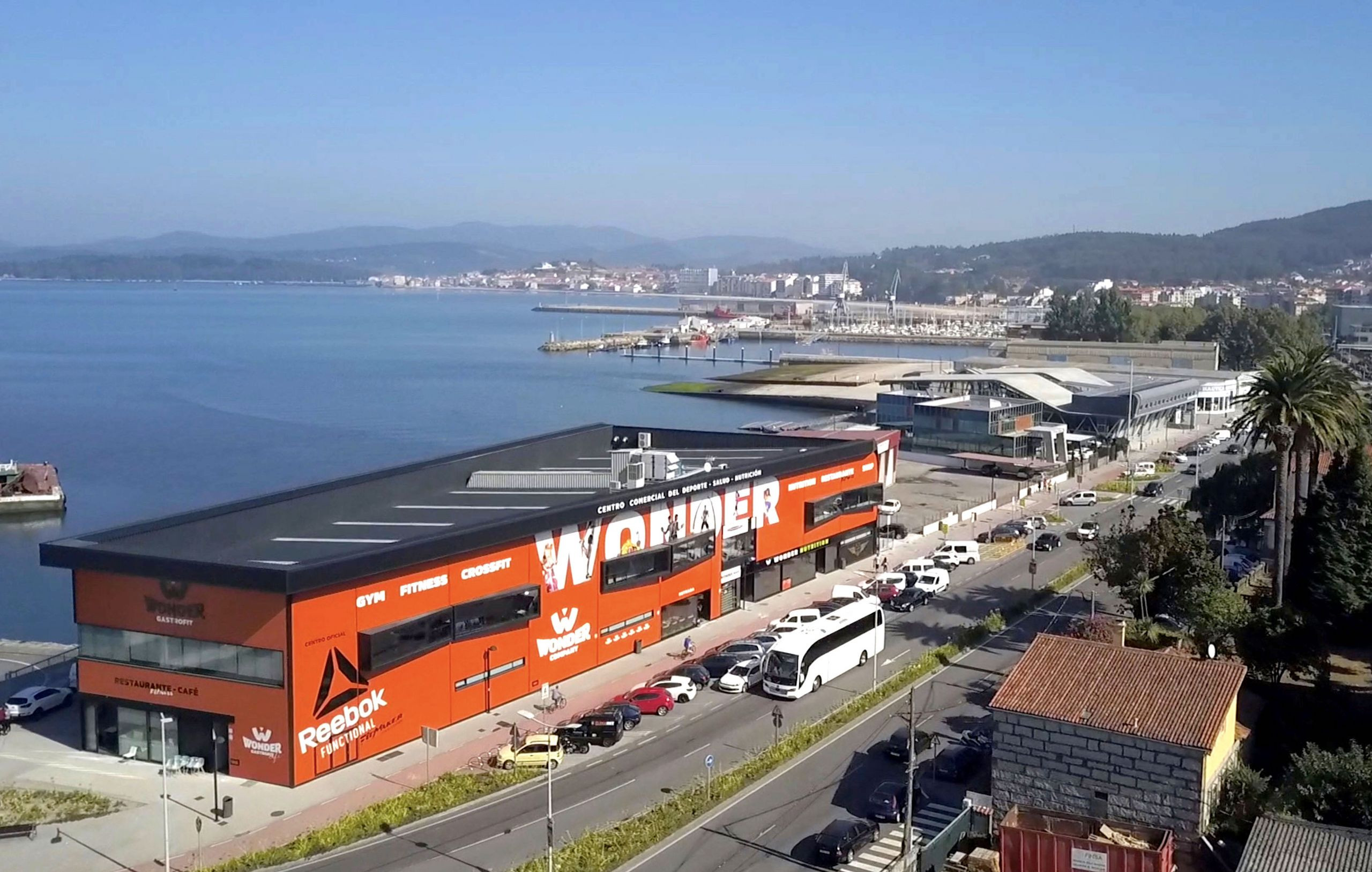 Vista exterior de Wonder Company, Vilagarcía de Arousa. Foto: Wonder Company