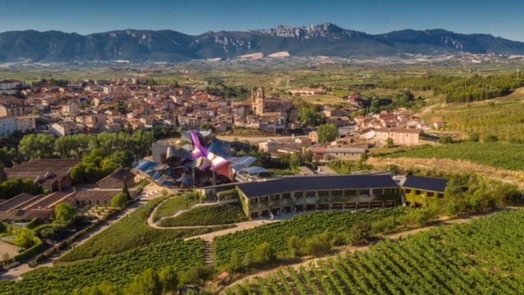 Paneles solares de autoconsumo en Marqués de Riscal.