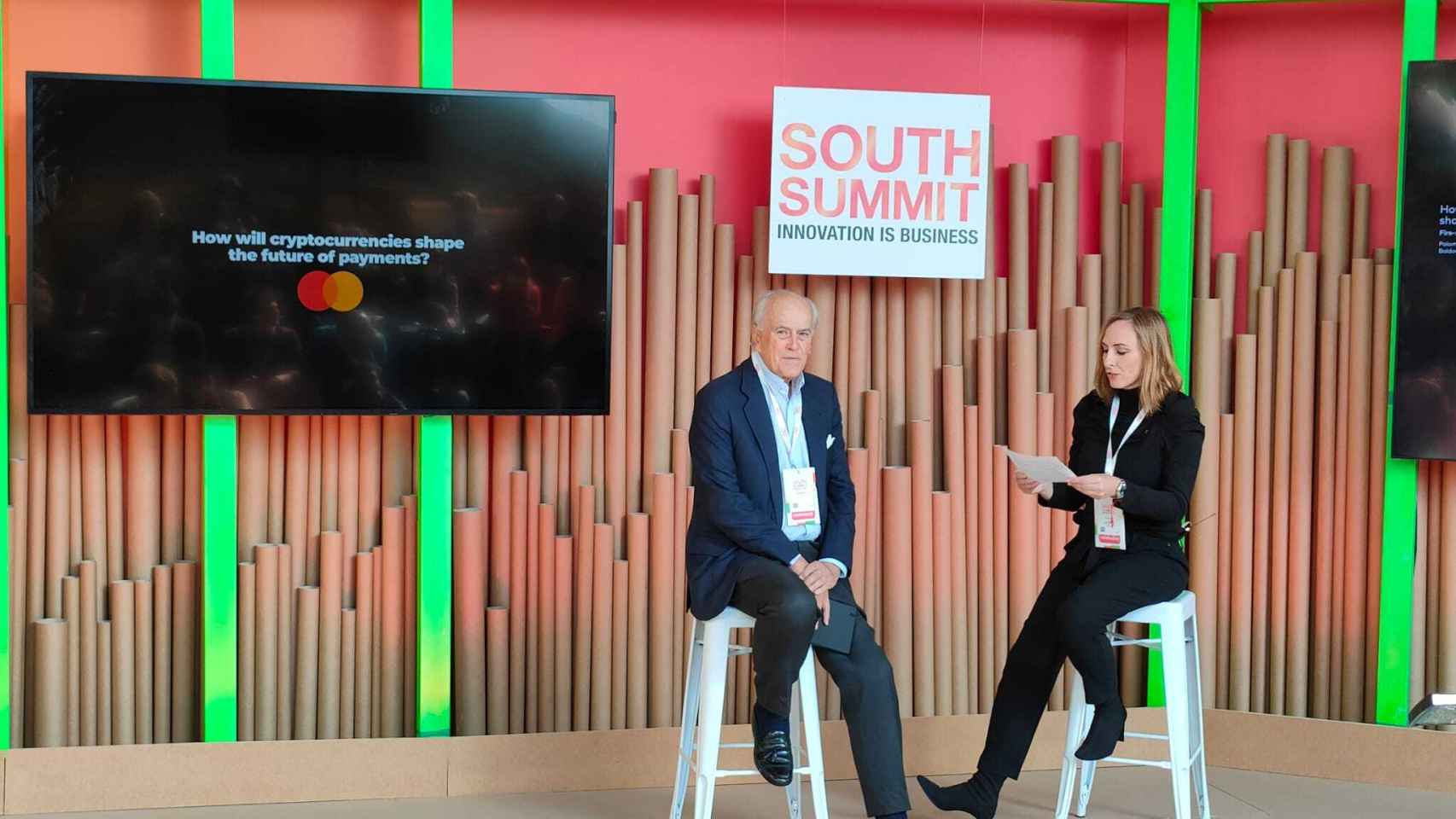 Paloma Real, Country Manager de Mastercard España, y  Baldomero Falcones, Senior Advisor en Bit2Me, durante su conversación en South Summit 2021.