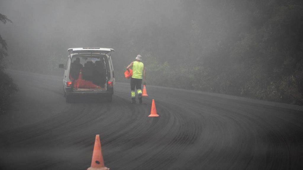 Imagen de las carreteras de La Palma en la primera semana de erupción del volcán.