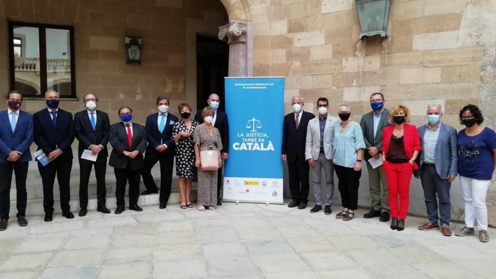 Presentación de la Justicia también en catalán.