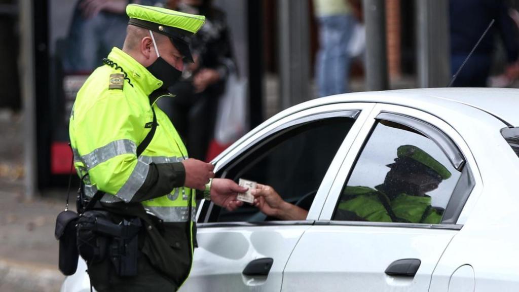 Las infracciones por las que la DGT te puede poner una multa de hasta 20.000 euros