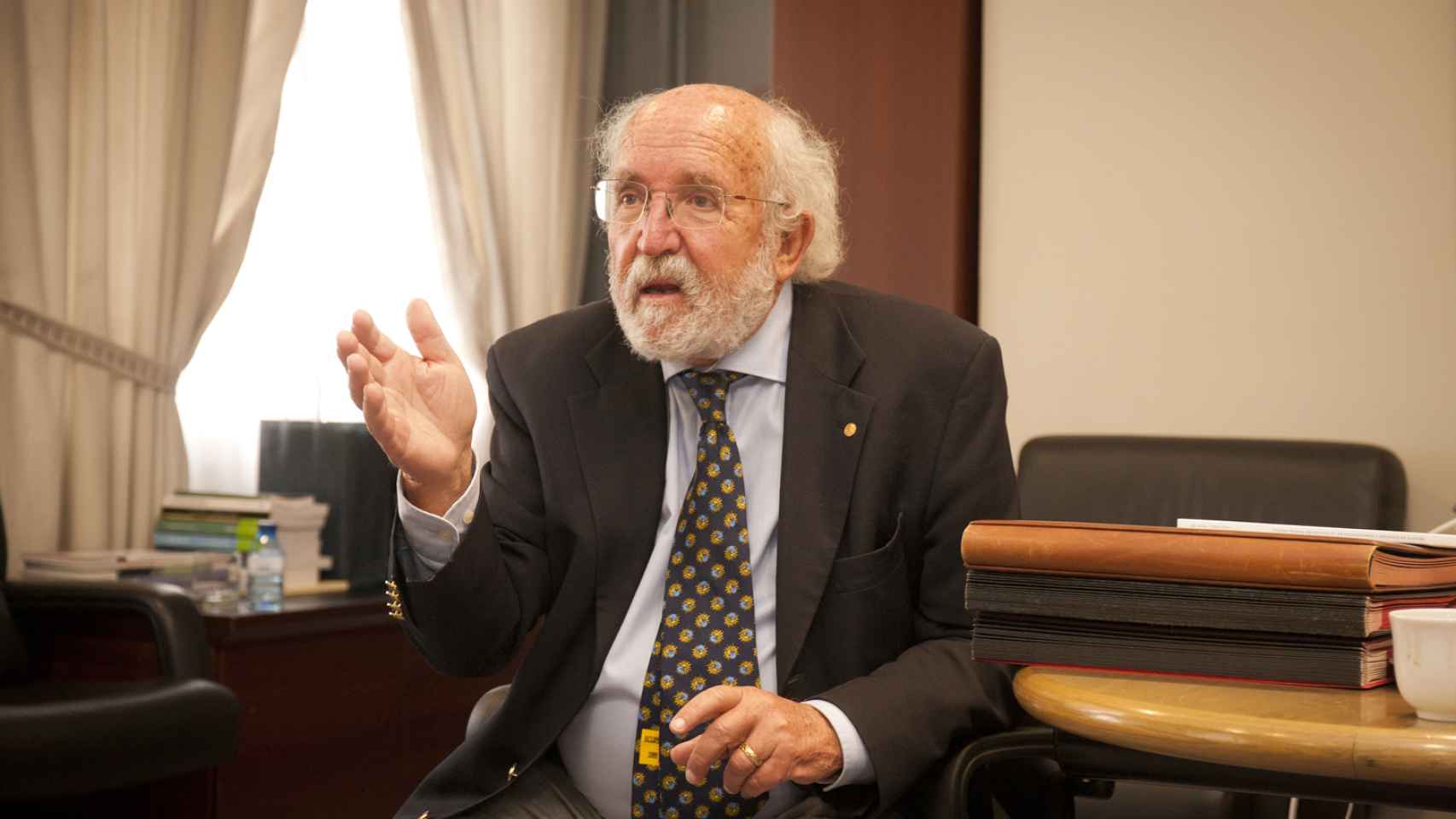 Michel Mayor, premio Nobel de Física 2019, durante la entrevista con D+I. Foto: F. RAMÓN ARECES.