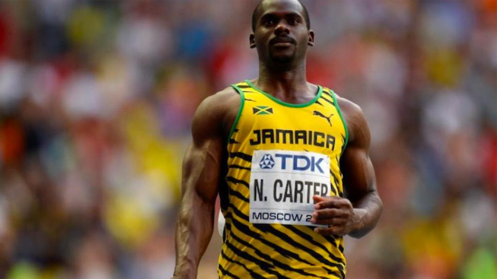 Nesta Carter en una competición con Jamaica