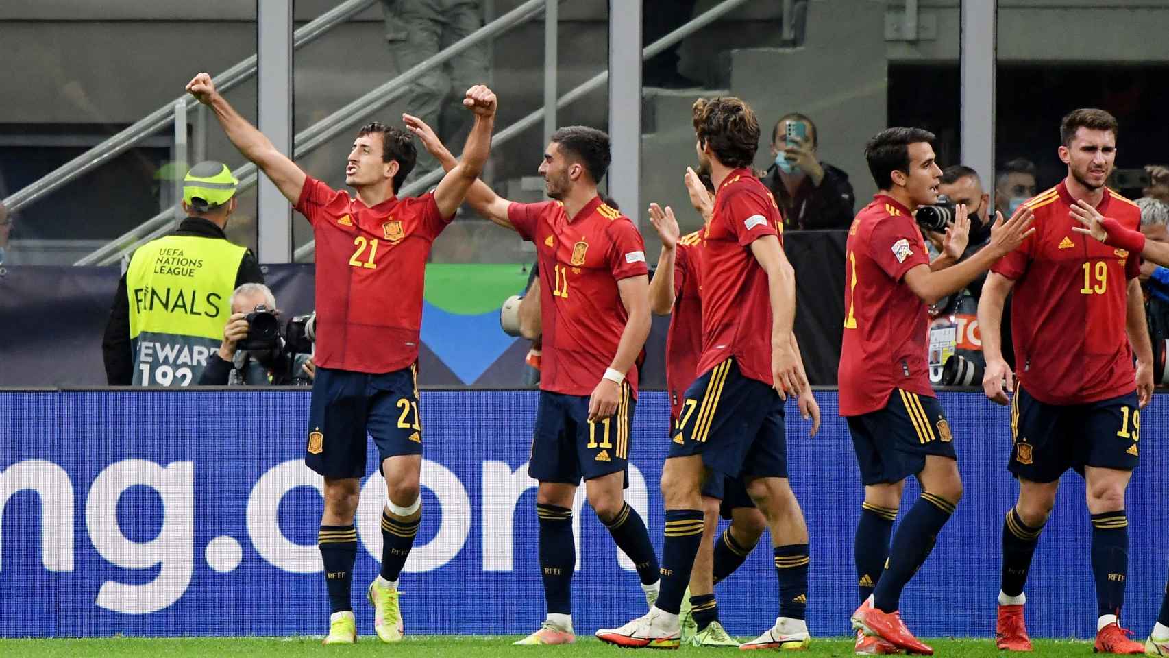 Mikel Oyarzabal celebra el gol frente a Francia en la final de la Nations League