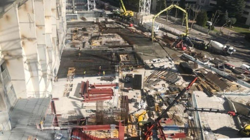 La zona donde crece el edificio este del Santiago Bernabéu