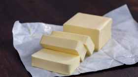 ¿Qué es mejor la mantequilla o la margarina? La OCU busca la más saludable (pero deja una dura crítica)