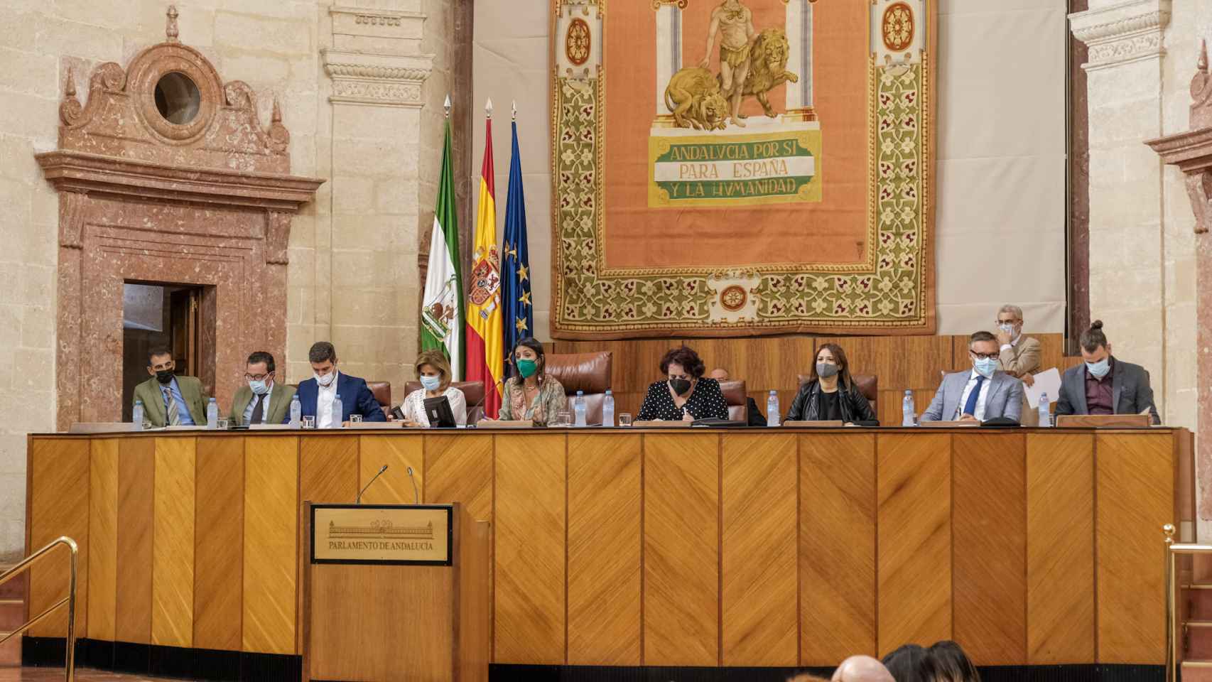 El Gobierno andaluz aprueba la rebaja fiscal de la Ley de Tributos Cedidos con el apoyo de Vox
