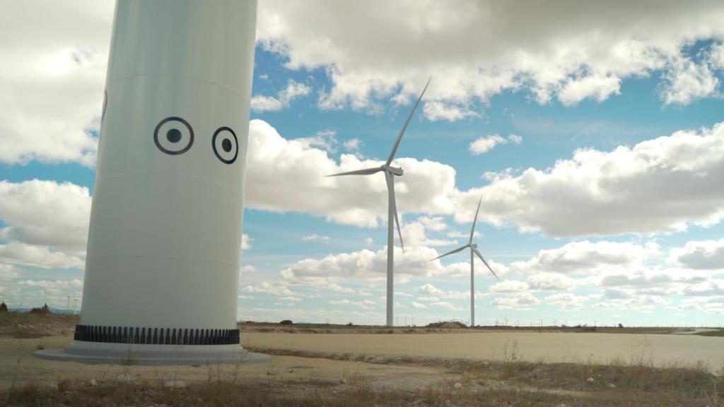 Imagen de los elementos visuales colocados en las torres