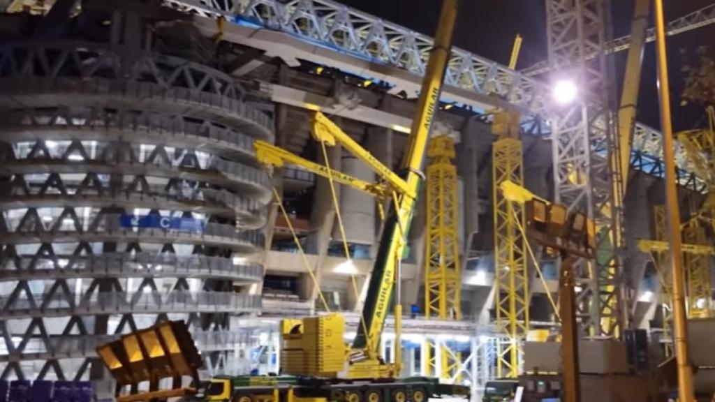 Las obras del Santiago Bernabéu de noche