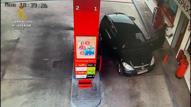 Detenido por robar en una gasolinera de Seseña: amenazó con una pistola y huyó con un coche