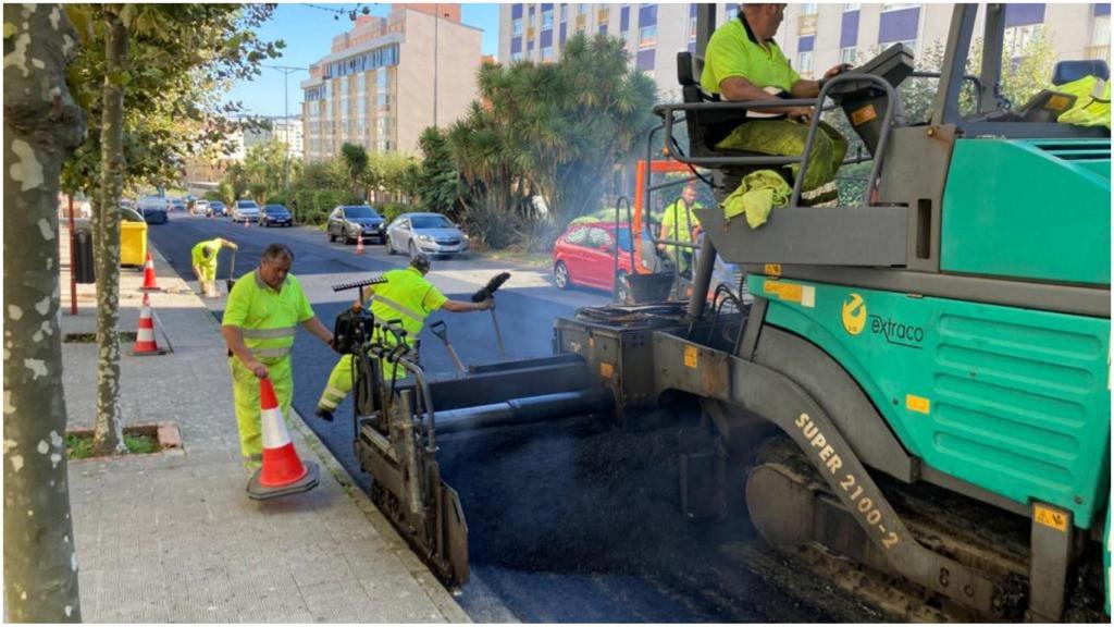 Obras en la Avenida de Esteiro.