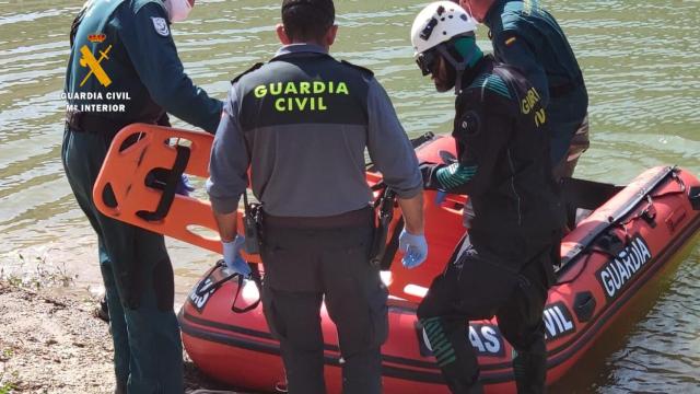 Recuperación del cadáver en el embalse de Ricobayo