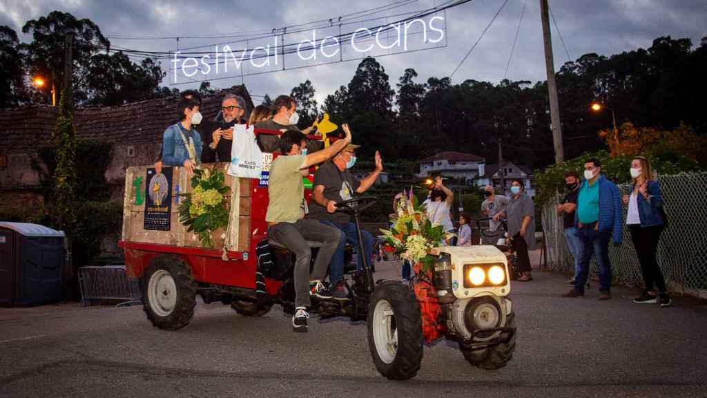 Un momento del desfile de chimpíns en la última edición del festival