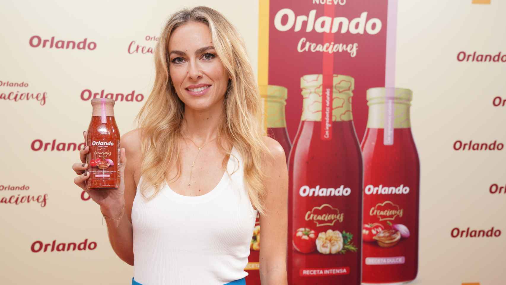 Kira Miró recomienda a los consumidores el tomate de Orlando 'Creaciones' por ser casero y sano.