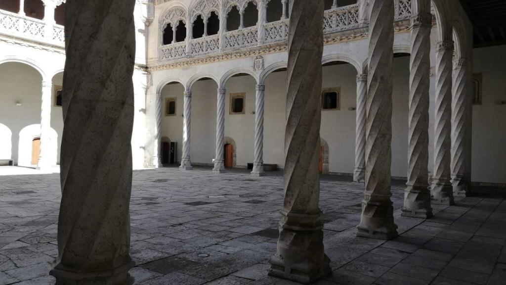 Patio interior del Museo Nacional de Escultura en Valladolid.