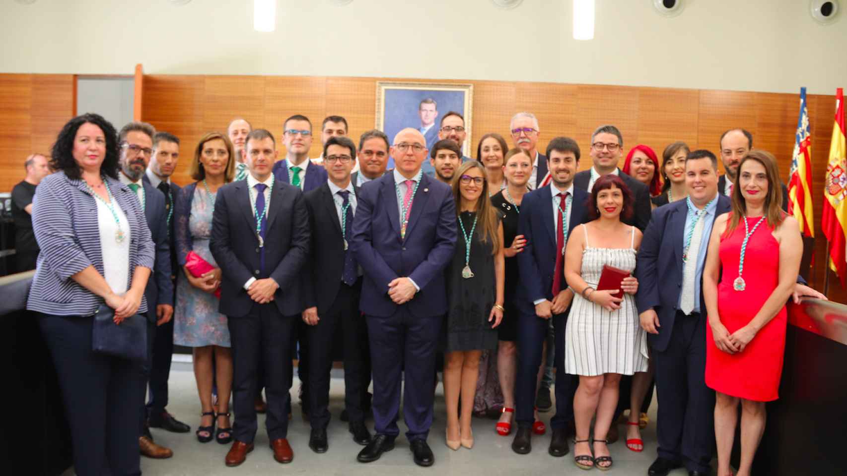 Foto de familia del grupo municipal socialista el día de la investidura en mayo de 2019.