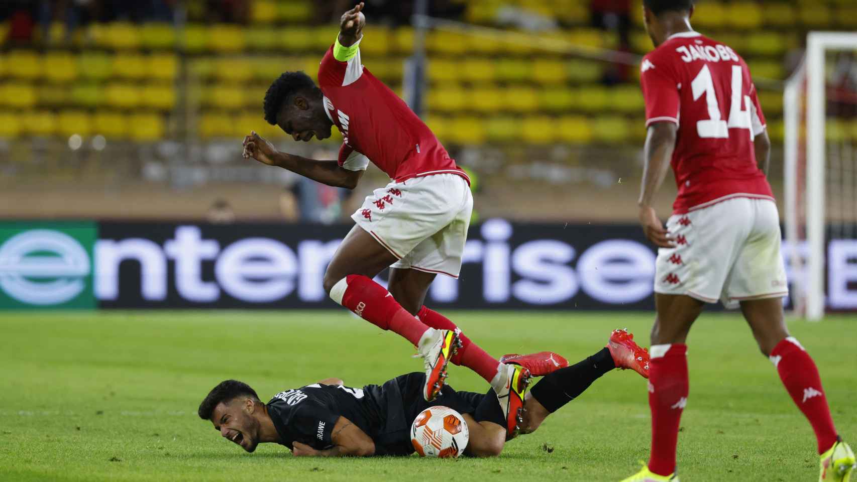 Tchouameni en un partido con el AS Monaco
