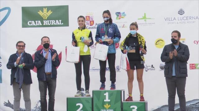 Podio femenino del Gran Premio Caja Rural de la Ultra Sanabria