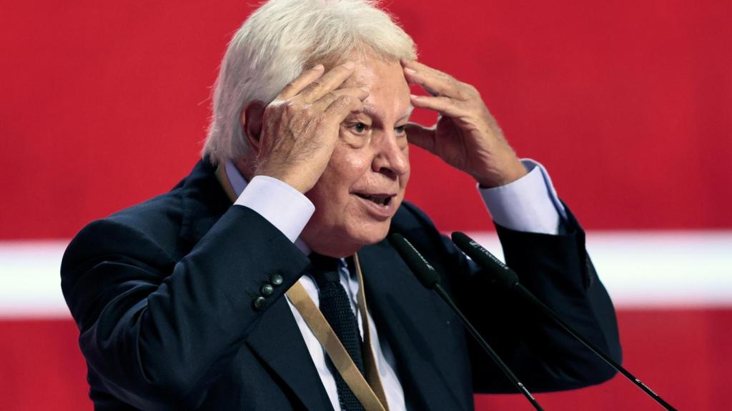 Felipe González, durante su discurso en el 40º Congreso del PSOE.