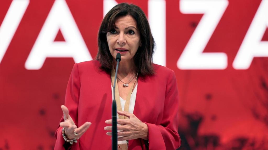 La alcaldesa de París y candidata de los socialistas a las presidenciales de Francia, Anne Hidalgo.