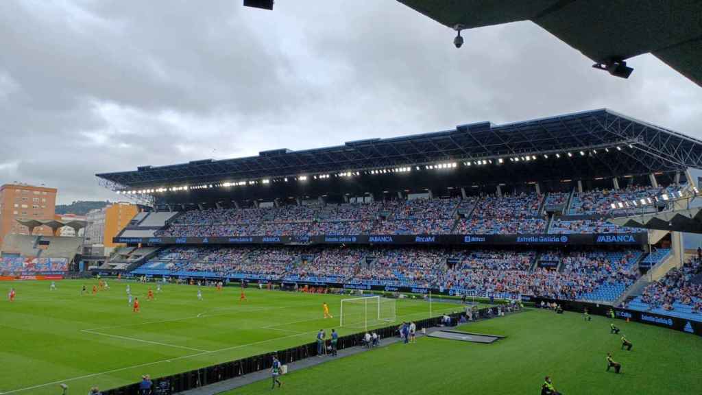 Aspecto de la grada de Río del estadio de Balaídos durante el Celta-Sevilla
