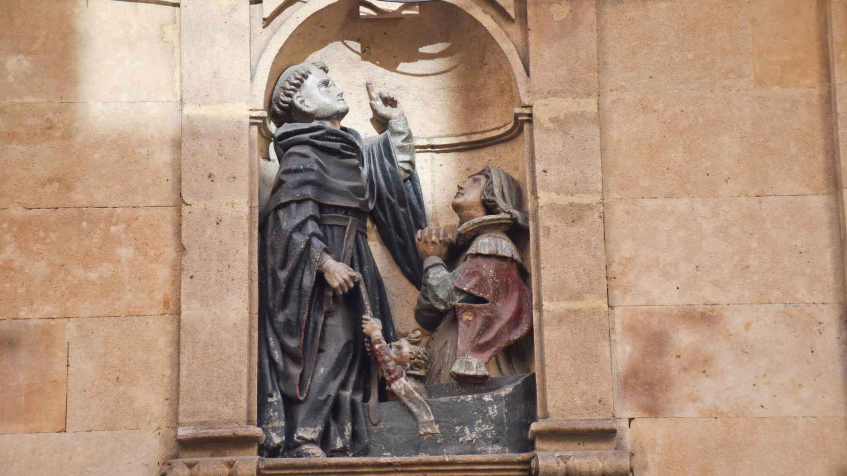 Recuerdo a San Juan de Sahagún, en Pozo Amarillo de Salamanca
