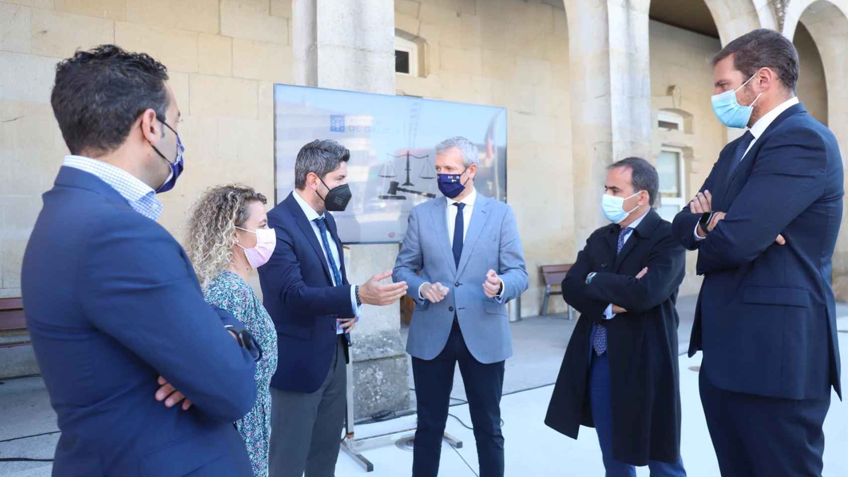 Visita del vicepresidente de la Xunta, Alfonso Rueda, a A Estrada con motivo de las obras de los nuevos juzgados.