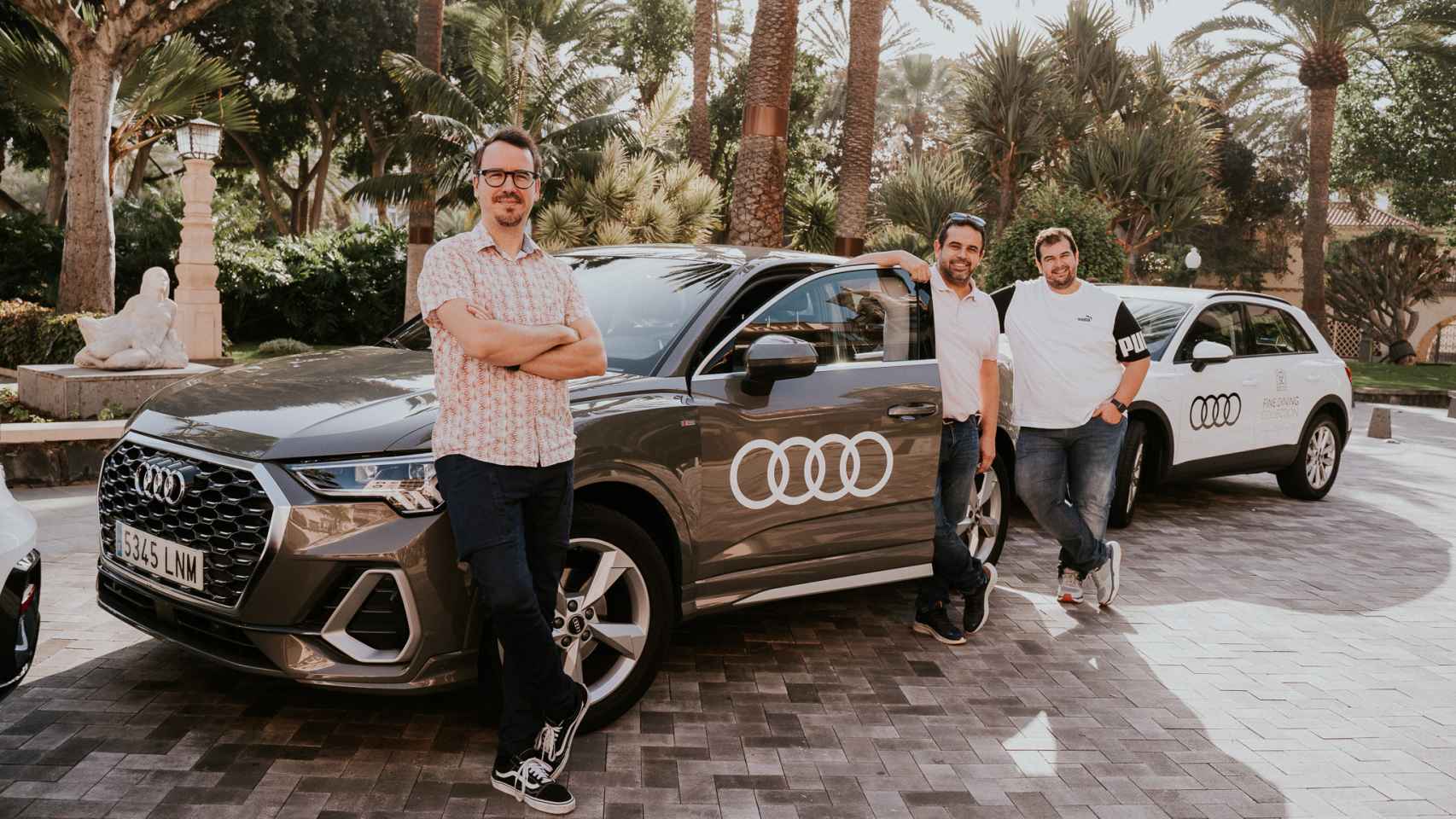 Paco Morales y los hermanos Padrón visitan los productos de Gran Canaria en un Audi