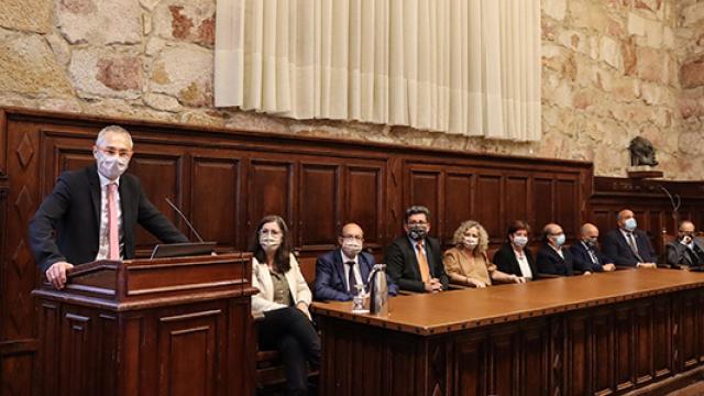 Ricardo Rivero hizo balance de su gestión rectoral durante un acto celebrado en el Aula Unamuno