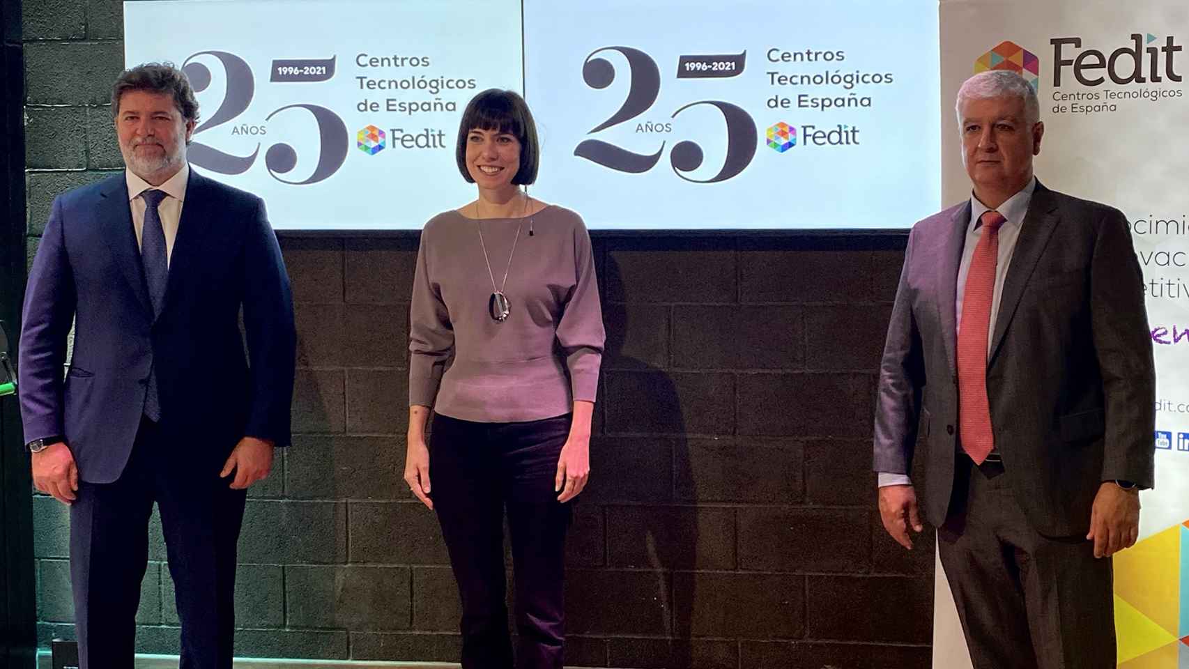 Carlos Calvo, presidente de Fedit; Diana Morant, ministra de Ciencia e Innovación;  y Áureo Díaz-Carrasco, director de Fedit.