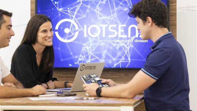 IoTsens nació en 2013 dentro del área TIC del grupo, fruto del conocimiento del negocio, talento interno y del fomento del intraemprendimiento, para ofrecer soluciones IoT para algunas de sus compañías como FACSA, FOBESA o FOVASA.