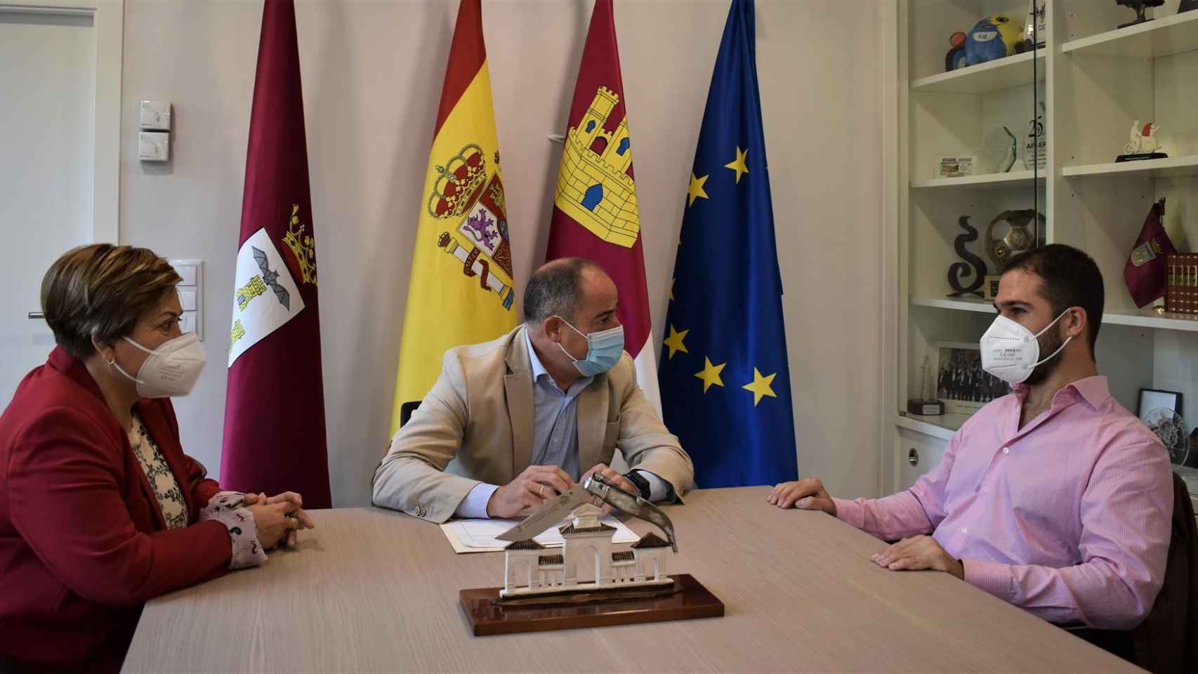 El alcalde de Albacete explora nuevas líneas de colaboración con Inserta Empleo de la ONCE