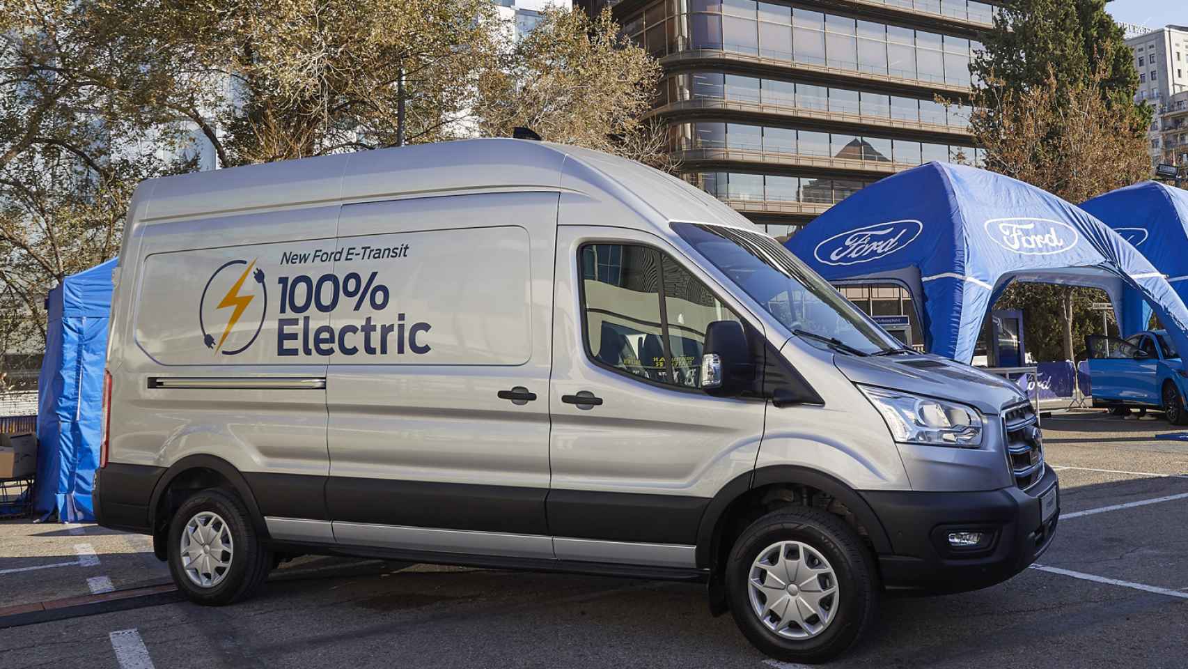 La furgoneta Ford E-Transit en Madrid.