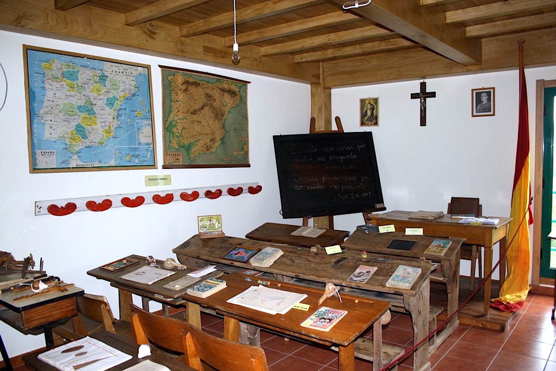 Sala de colegio. Foto: Museos Xunta de Galicia.
