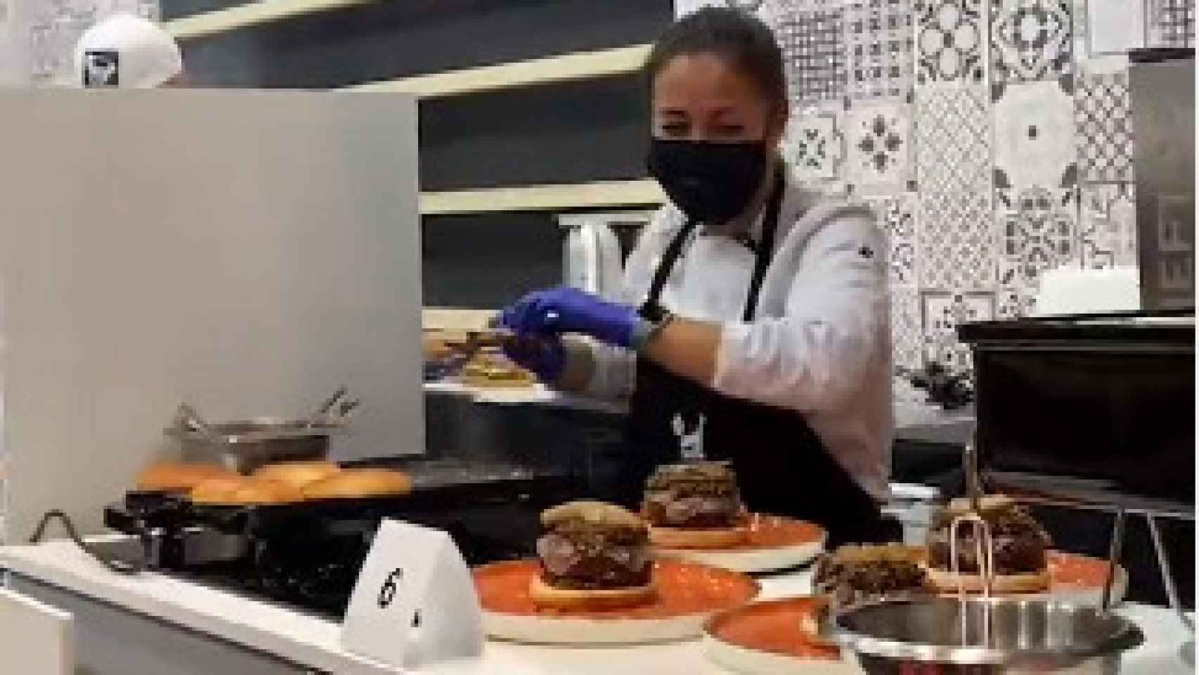La chef Vanessa San José, durante la final del 'Burger Combat'.