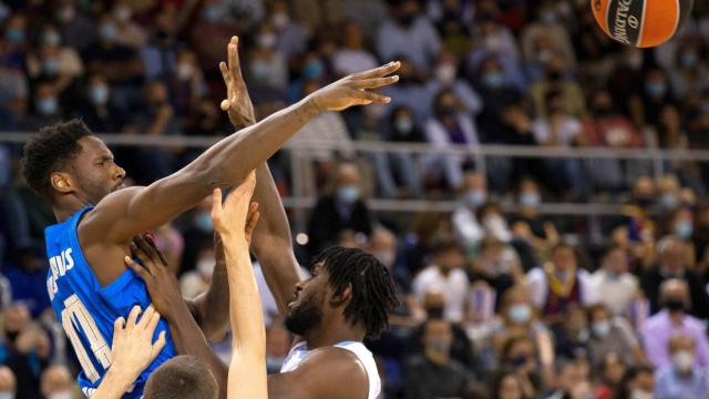 Nigel Hayes, durante el Barça - Zenit