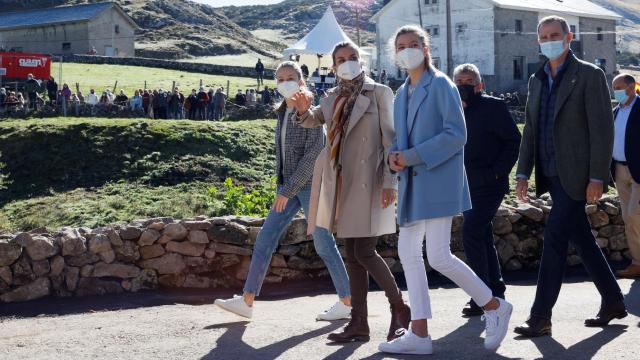 La Familia Real en su visita al Pueblo Ejemplar 2021.