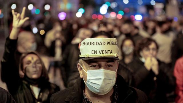 2.000 manifestantes de sindicatos policiales marchan por Barcelona este sábado.