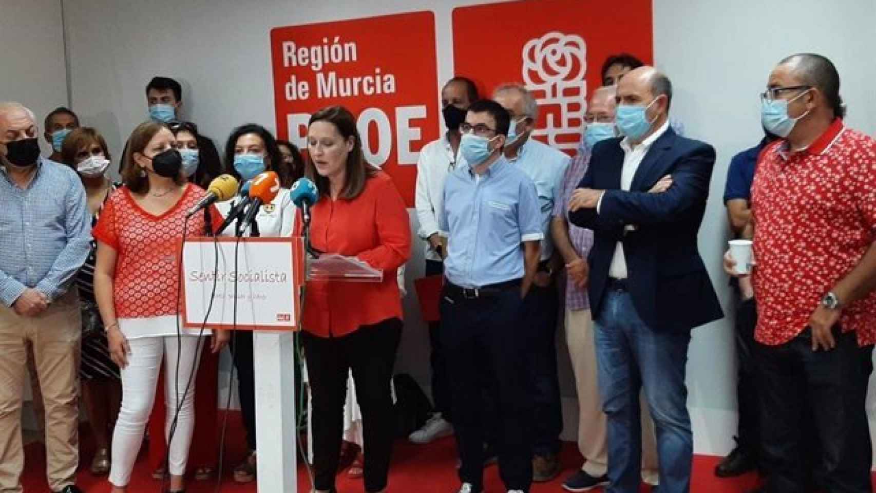Lourdes Retuerto, presentando su candidatura a las primarias del PSOE en Murcia.