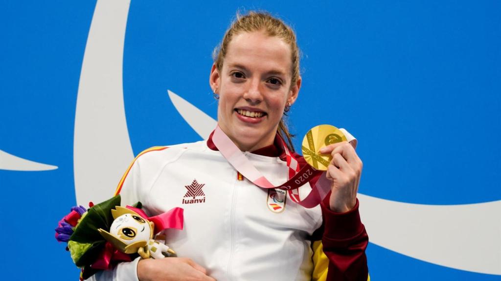 Marta Fernández, con la medalla de oro de Tokio 2020