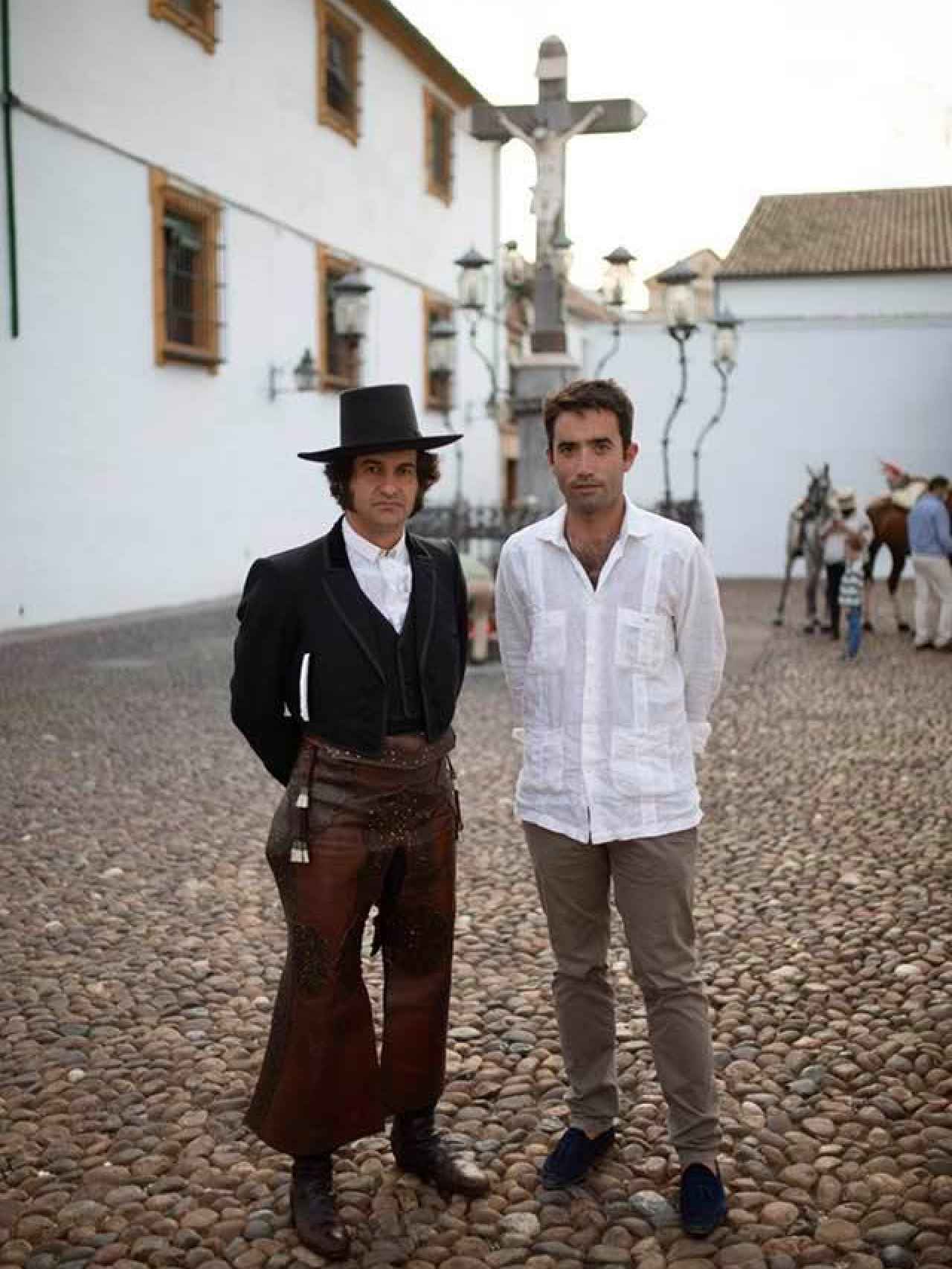 Morante de La Puebla y el dentista portugués Pedro Marques, en Córdoba.