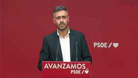 Felipe Sicilia, portavoz de la Ejecutiva del PSOE, en rueda de prensa.