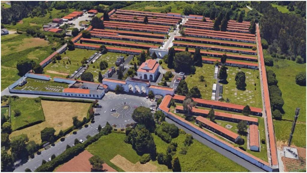 Ferrol amplía esta semana el horario de apertura del cementerio de Catabois