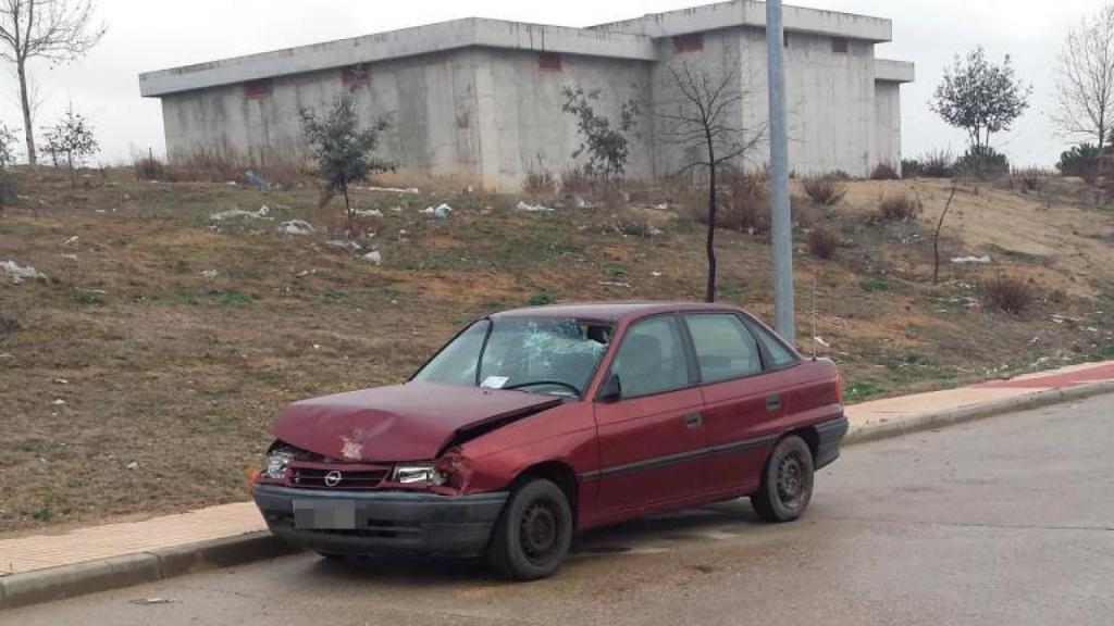 Vehículo estacionado en la calle