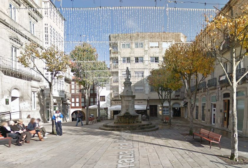Fuente El Angelote, en la Plaza de la Princesa. Foto: Google Maps