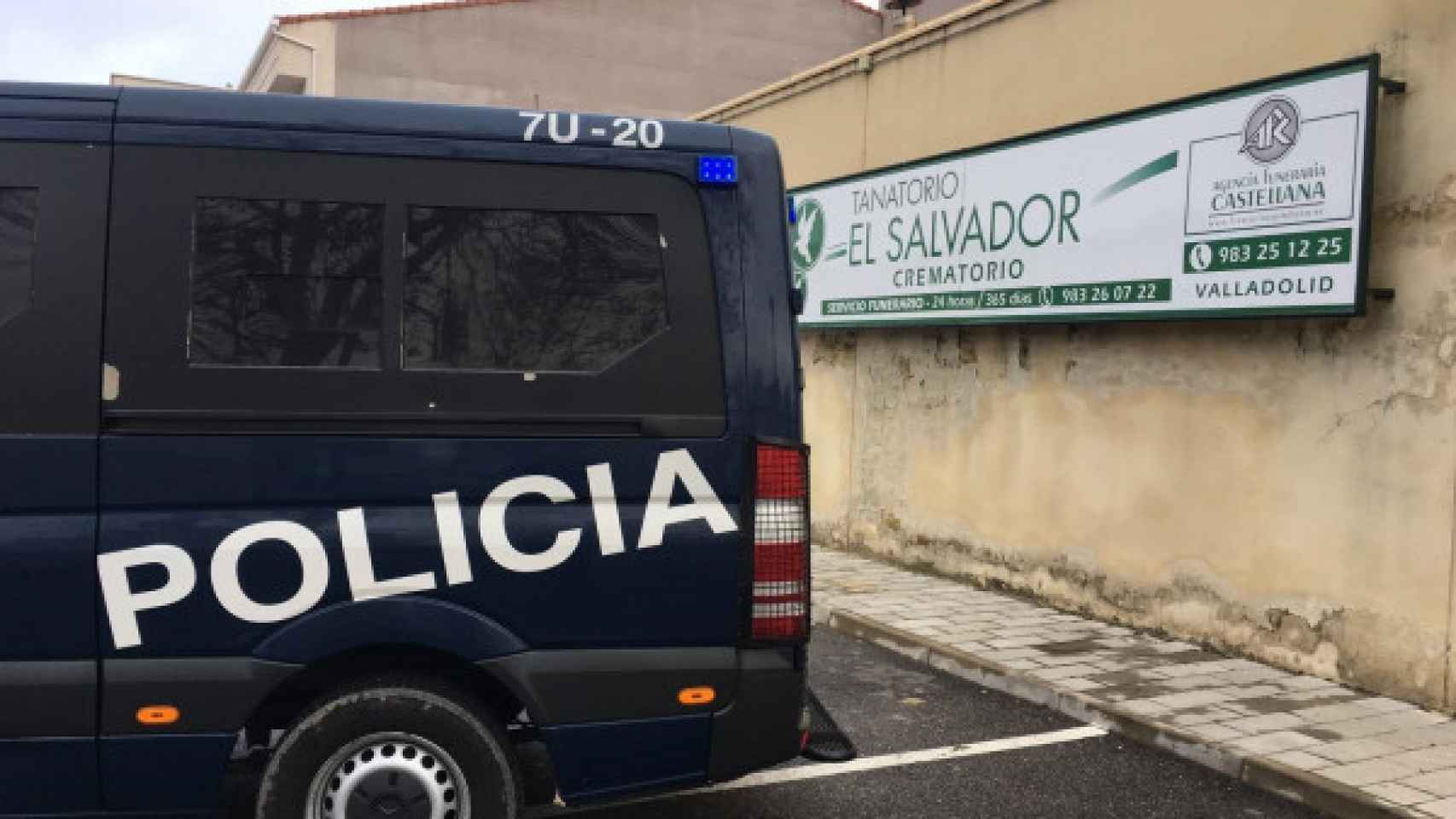 Intervención de la Policía Nacional en el tanatorio El Salvador en 2019